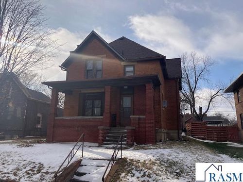 108 S Broadway St, New Ulm, MN, 56073-3179 | Card Image