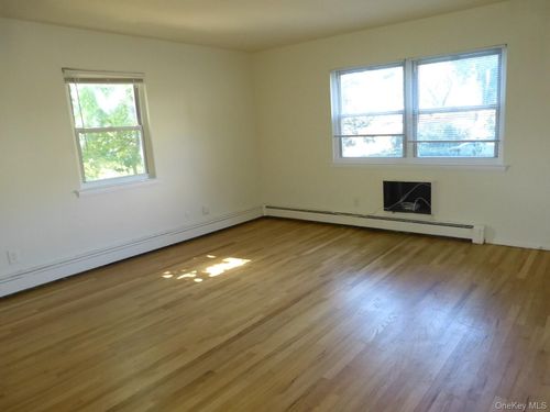 apt-2c-6 Duryea Pl, Nyack, NY, 10960-2533 | Card Image