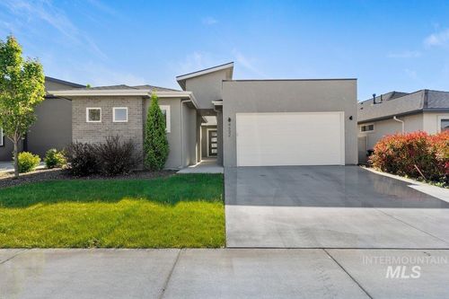 4602 S Selatir Way, Meridian, ID, 83642-1016 | Card Image