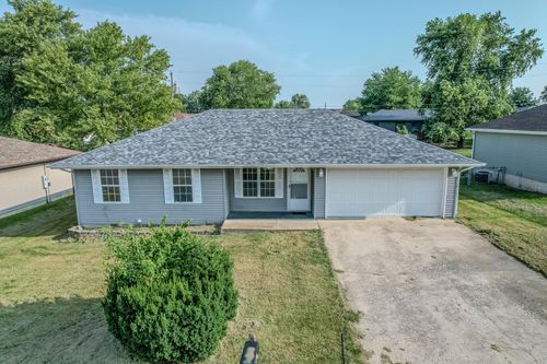 1129 Lacy Dr, Lebanon, MO, 65536-4150 | Card Image