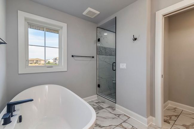 1421 Greenleaf Ct, Home with 4 bedrooms, 4 bathrooms and null parking in SUN PRAIRIE WI | Image 25