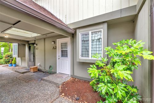 a2-220 Israel Rd Se, Tumwater, WA, 98501-6458 | Card Image