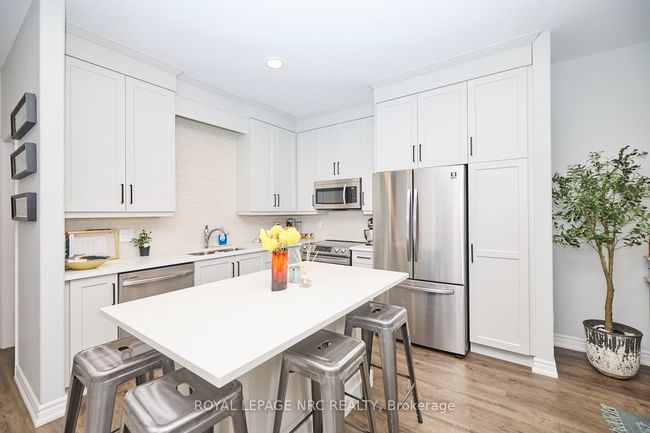 306 - 529 S Pelham Rd, Condo with 2 bedrooms, 2 bathrooms and 1 parking in Welland ON | Image 6