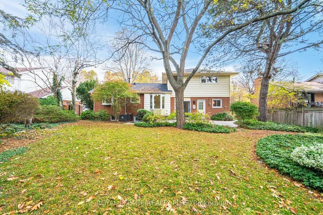 334 Oakwood Dr, House other with 3 bedrooms, 3 bathrooms and 2 parking in Burlington ON | Image 37