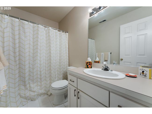 Bathroom-Main | Image 30