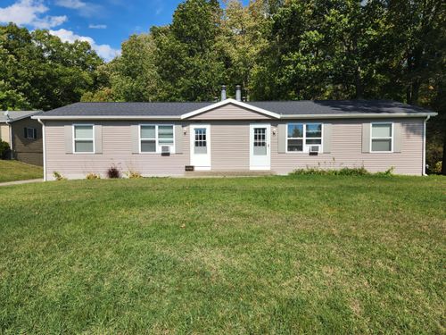 16251 Taft Rd, Spring Lake, MI, 49456-1018 | Card Image