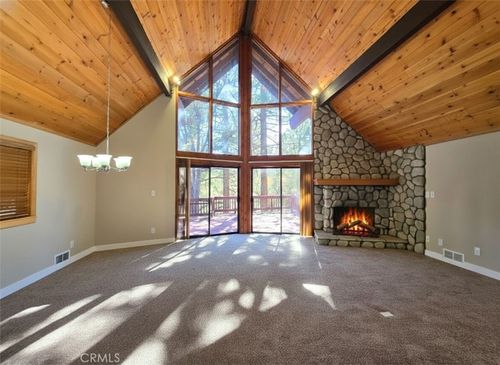 33207 Juniper Ln, Green Valley Lake, CA, 92341 | Card Image