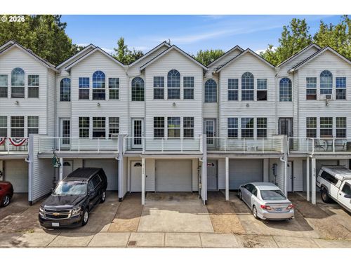 400 Se 2nd St, Troutdale, OR, 97060-2004 | Card Image