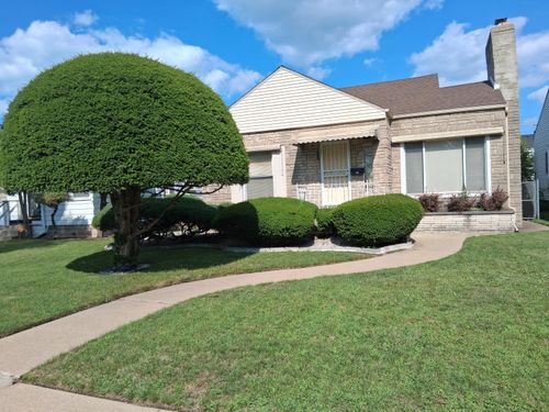 327 Taft Place, Gary, IN, 46404 | Card Image