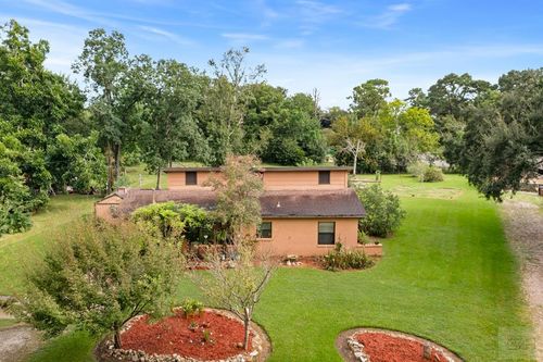 5047 Winding Way, Dickinson, TX, 77539-7030 | Card Image