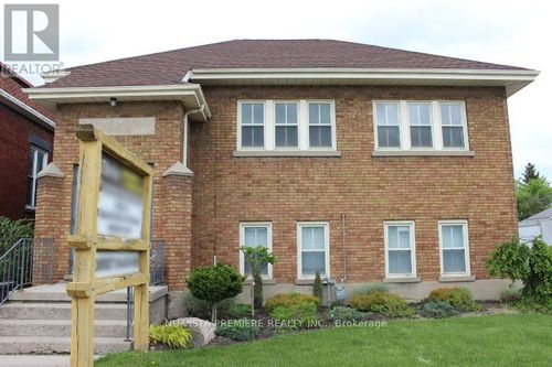 247 Main St, Glencoe, ON, N0L1M0 | Card Image