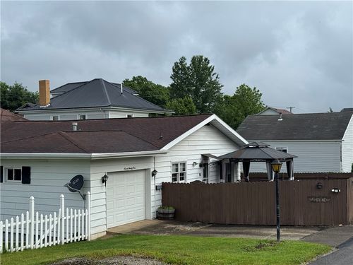 721 Lewis St, Brownsville, PA, 15417-2115 | Card Image