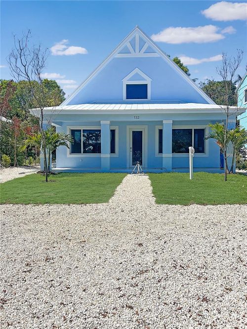 132 Riviera Dr, Tavernier, FL, 33070-2326 | Card Image