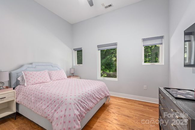 Lower level bedroom with full bath | Image 6