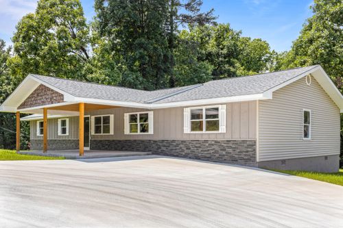 17 Hill St, Ringgold, GA, 30736-3214 | Card Image