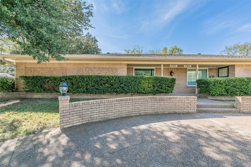 6501 Calmont Ave, Fort Worth, TX, 76116-4319 | Card Image