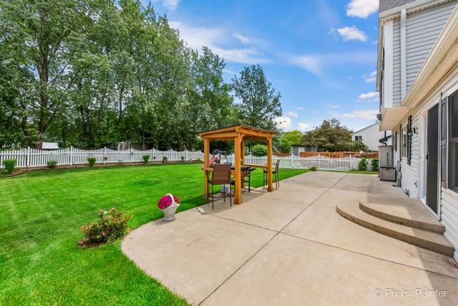 987 Split Rail Dr, House other with 3 bedrooms, 3 bathrooms and 2 parking in Carol Stream IL | Image 24