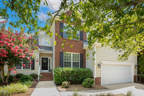 110 Stablegate Dr, Cary, NC, 27513-8338 | Card Image