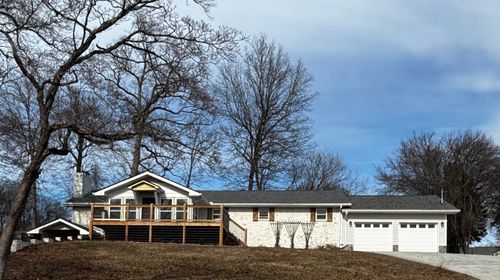 2139 S Shore Acres Rd, Soddy Daisy, TN, 37379-8144 | Card Image