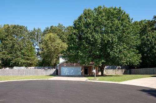 7226 Hidden Lake Dr, Fairview, TN, 37062-7215 | Card Image