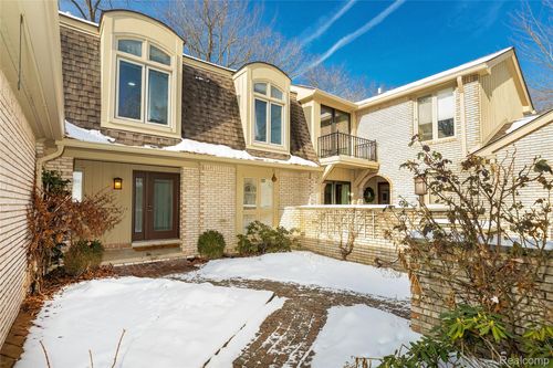 1360 Bramblebush Run, Bloomfield Hills, MI, 48304-1501 | Card Image