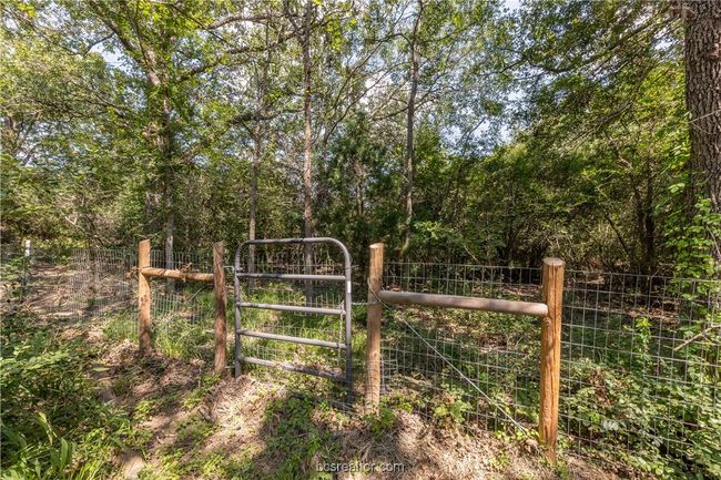 7465 River Oaks Dr, House other with 3 bedrooms, 2 bathrooms and null parking in Iola TX | Image 31