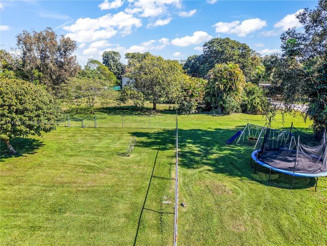 1601 Sw 117 Th Ave, House other with 4 bedrooms, 3 bathrooms and null parking in Davie FL | Image 4