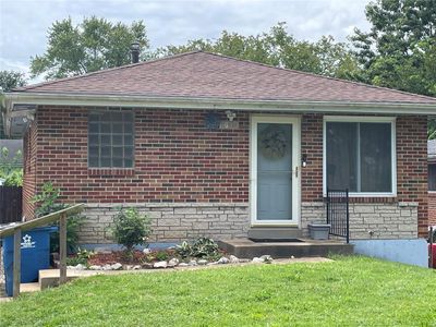 1208 Lakeview Avenue, House other with 3 bedrooms, 1 bathrooms and null parking in St Louis MO | Image 2