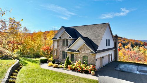 201 Chanterwood Rd, Lee, MA, 01238 | Card Image