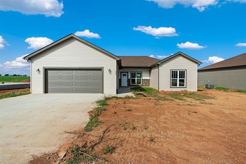 607 Victoria Way, Franklin, KY, 42134-1565 | Card Image