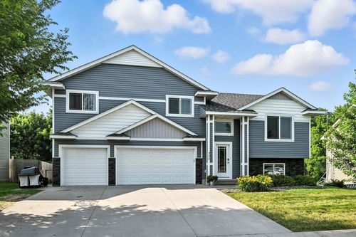 320 Terning Way, Howard Lake, MN, 55349-4100 | Card Image