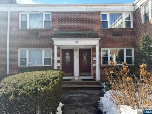 184 Hillside Ave, Leonia, NJ, 07605-1666 | Card Image