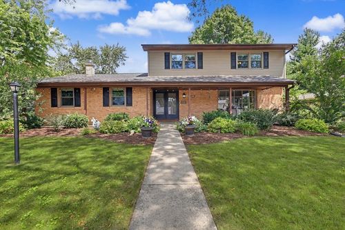 1018 Porter Ln, Normal, IL, 61761-4231 | Card Image