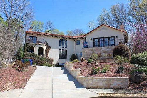 413 Spring House Cv Ne, Atlanta, GA, 30307-1188 | Card Image