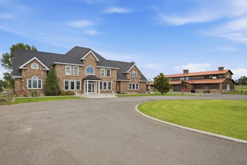 745 Chilcott Ln, Deer Lodge, MT, 59722-2318 | Card Image