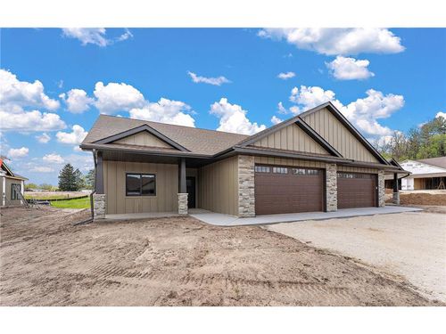 1077 Legend Lane, RIVER FALLS, WI, 54022 | Card Image