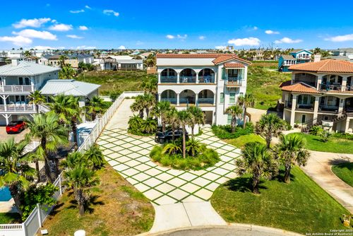 500 Ocean Vw, Port Aransas, TX, 78373-5711 | Card Image