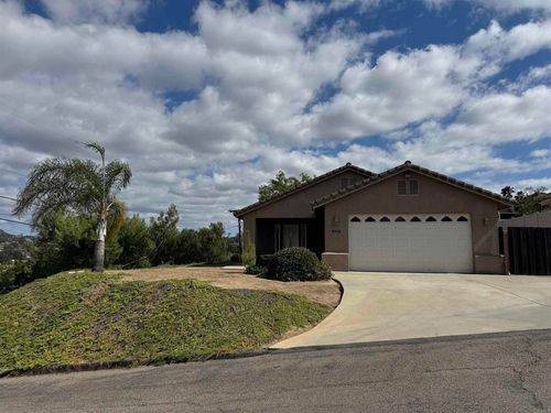 9112 Pinzolo Pt, Lakeside, CA, 92040-3645 | Card Image
