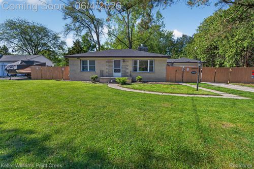 2942 Tatham Rd, Saginaw, MI, 48601-7066 | Card Image