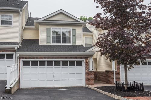 2404 Vantage Ct, Denville, NJ, 07834-3471 | Card Image