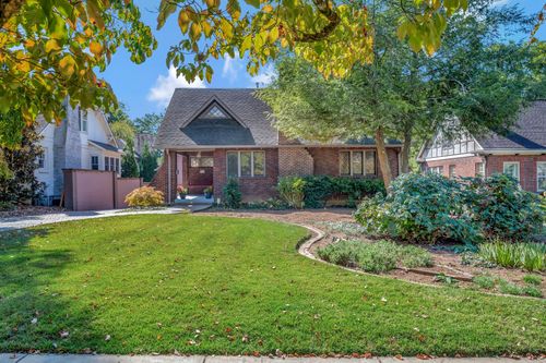 3605 Meadowbrook Ave, Nashville, TN, 37205-2349 | Card Image