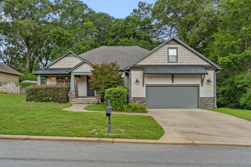 6008 Trestle St, Crestview, FL, 32536-4379 | Card Image