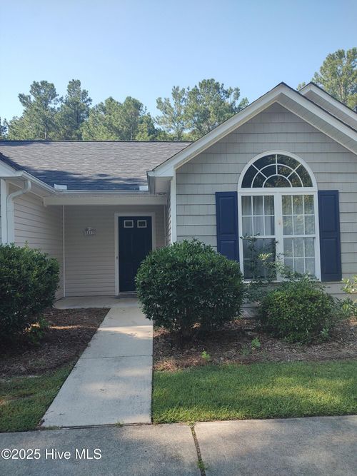 3817 Elizabeth Ave, New Bern, NC, 28562-4840 | Card Image