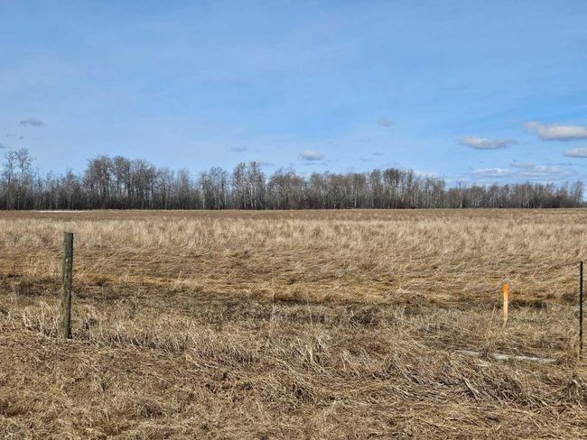 720 Twp Township, Home with 0 bedrooms, 0 bathrooms and null parking in Debolt AB | Image 5