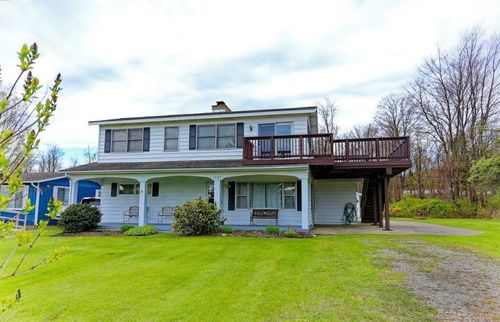 1083 Lakeside Dr, Port Sanilac, MI, 48469-9790 | Card Image