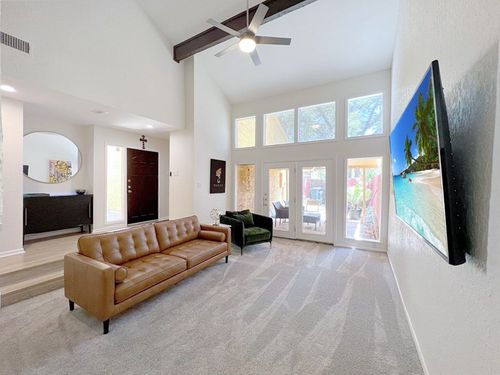 8704 Merion Cir, Austin, TX, 78754-5001 | Card Image