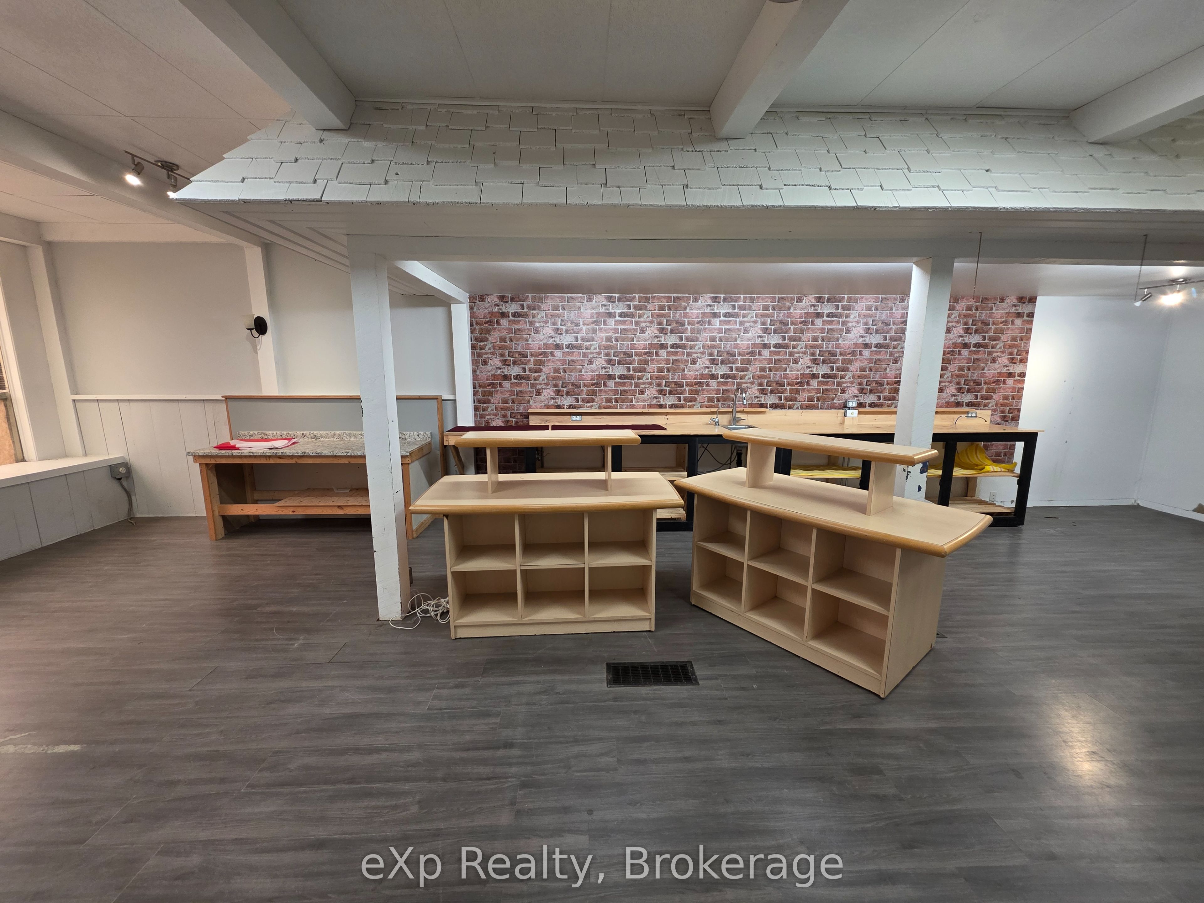 Commercial Lease in Arran-Elderslie 4