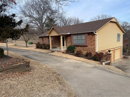 1511 Luker Ln, Sapulpa, OK, 74066-6048 | Card Image