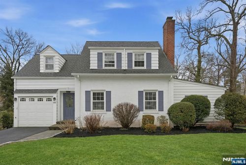98 Windsor Rd, Tenafly, NJ, 07670-2616 | Card Image