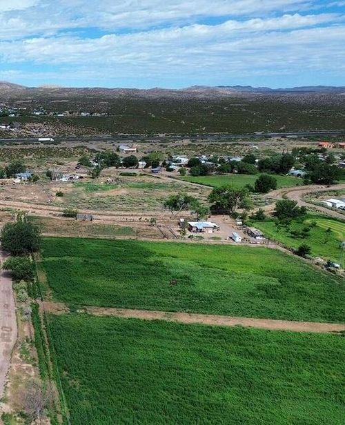 2 Community Rd, Polvadera, NM, 87828-1011 | Card Image